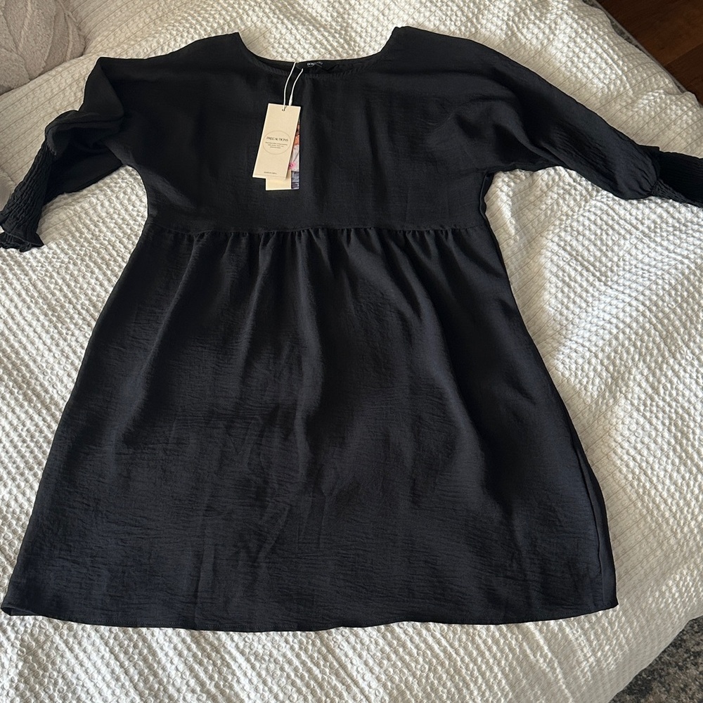 Elegant Black womens mini Dress size small